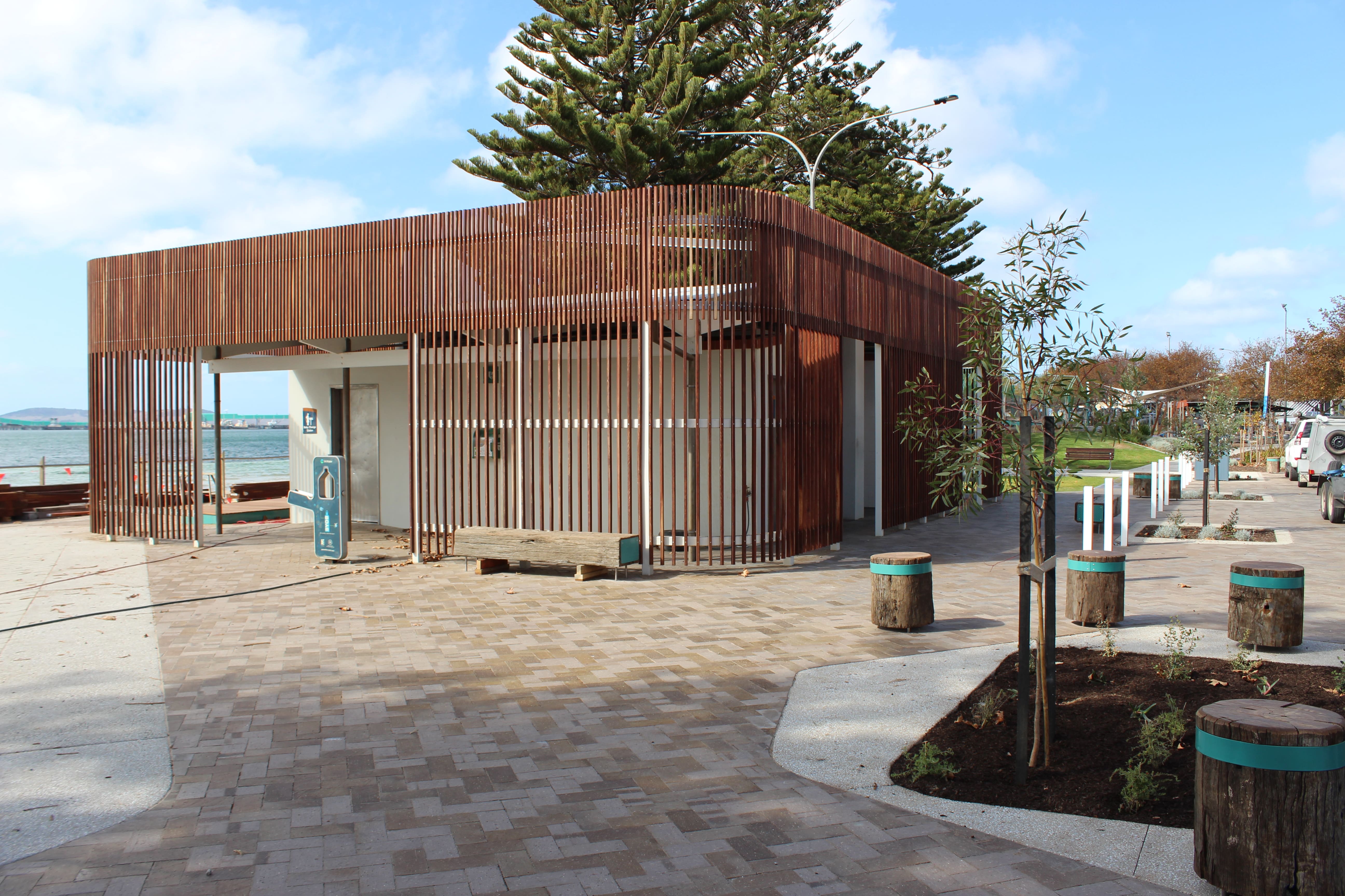 Port Lincoln foreshore plaza