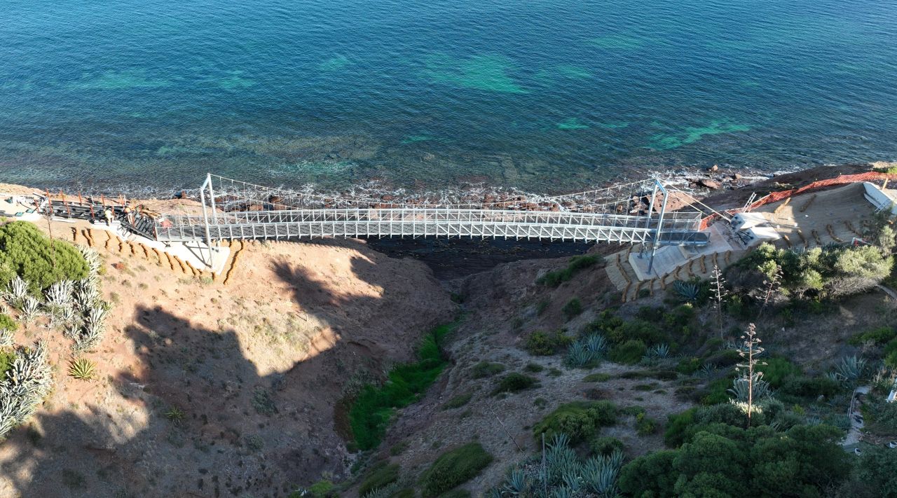An aerial view of the Grey Gully bridge during construction